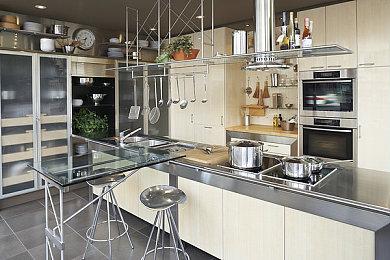 R星大作《GTA6》新截图泄露 展示海岸边惊人画面